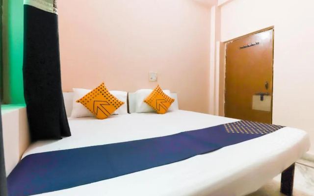 Om Sai Nath Lodge by OYO Rooms