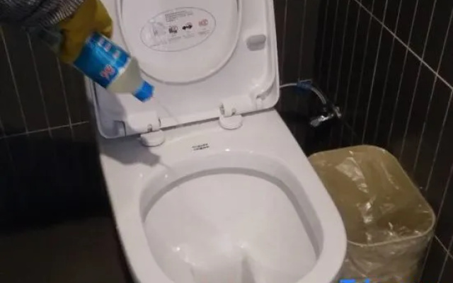 Shankee Hotel (Zhenyuan Railway Station) – Bathroom – Qiandongnan