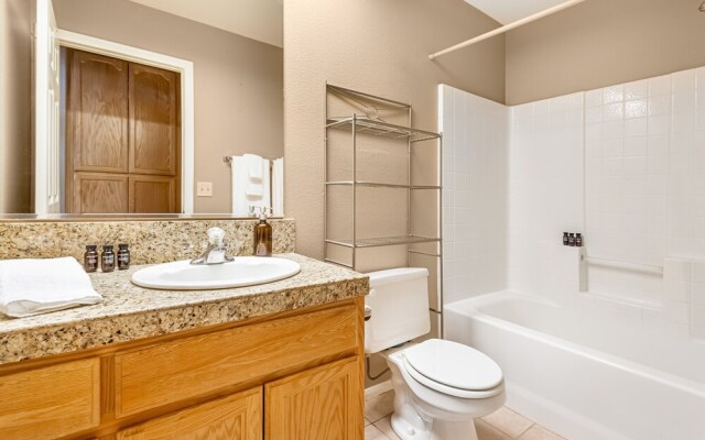 Desert Bloom by Avantstay Incredible Oasis w/ Dreamy Backyard & Patio