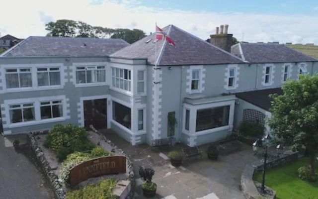 Lynnfield Hotel