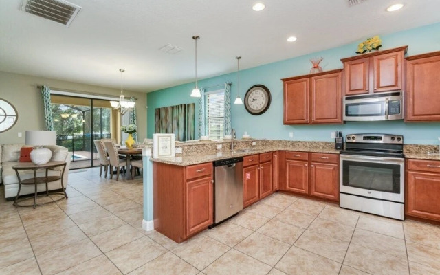 Showhome 5 Bedroom Champions Gate Villa