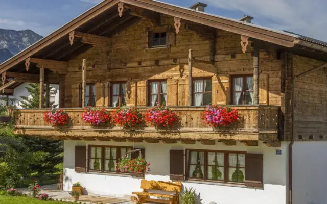 Gï¿½stehaus Hochstaufenblick