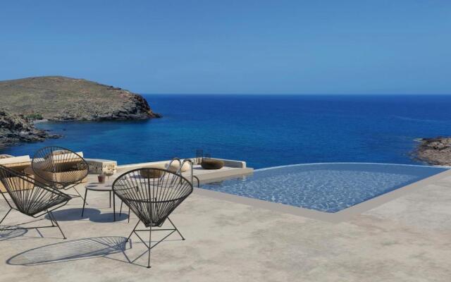 Mykonist Merchia Beach Villas & Suites