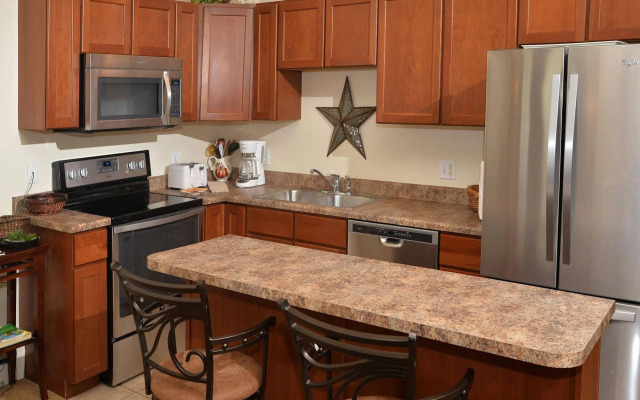 Lionshead Arcade Condo Rentals