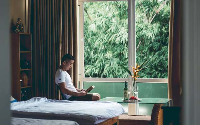 Hillside Homestay Hue - Triple Room top Apartment