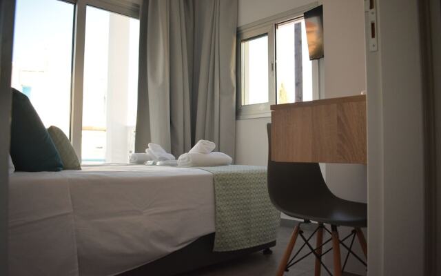 Green Bay Suites