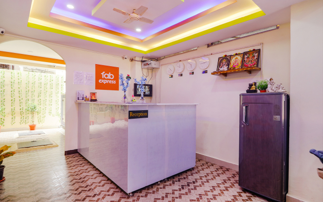 Fabexpress Broholic Suites