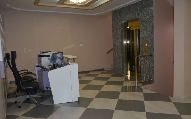 Hotel Platinum