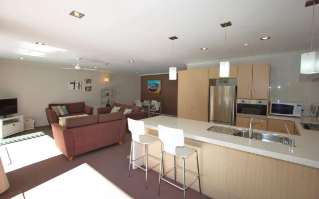 Marina Park Apartments
