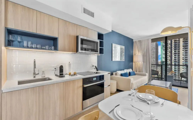 Miami Luxury 2BR with Panoramic Views