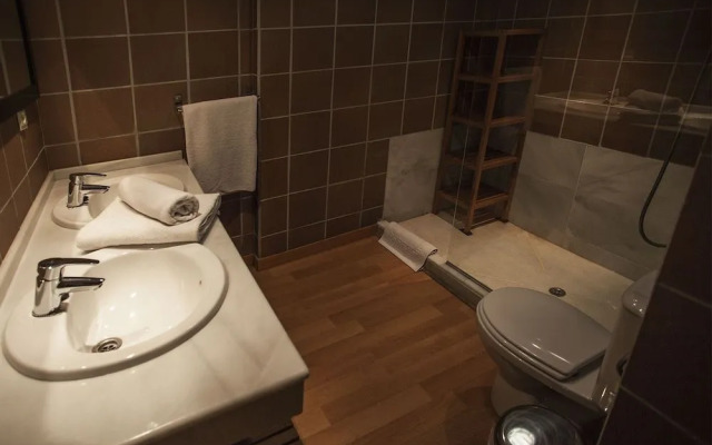 Apartamentos Turísticos BOABDIL