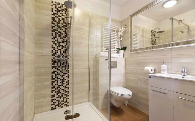 Apartament White Lions
