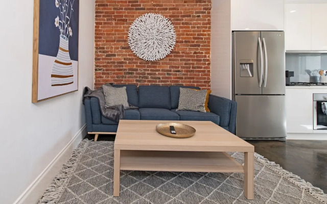 Lovely 2BR Home in Norwood