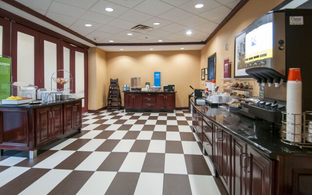 Hampton Inn & Suites Waxahachie