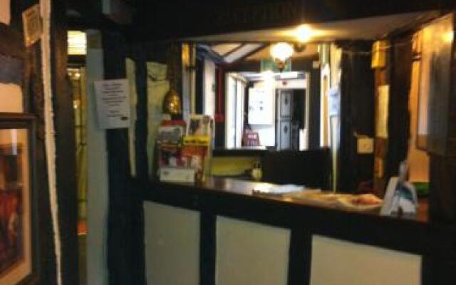 The Tudor House Inn