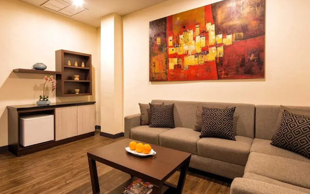 Verse Luxe Hotel Wahid Hasyim