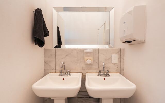 Hostal Juarez - Hostel