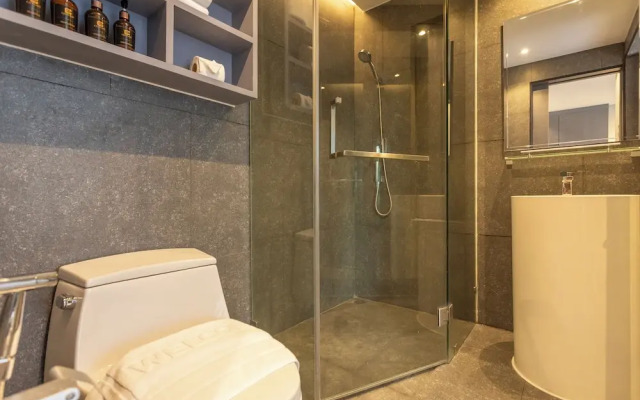 Deluxe Apartment with Top Amenities C121