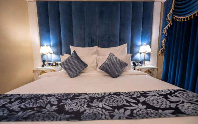 WA hotel