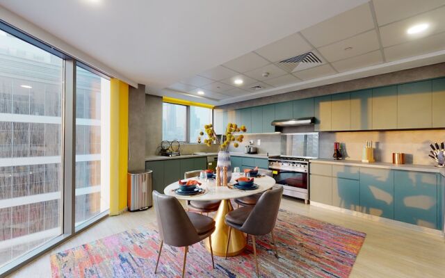 2201 Bellevue Towers