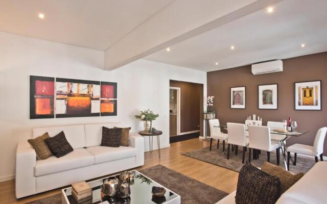 Central Apartment 127 by Saboia Collection