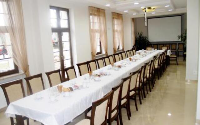 Hotel i Restauracja Swietoborzec