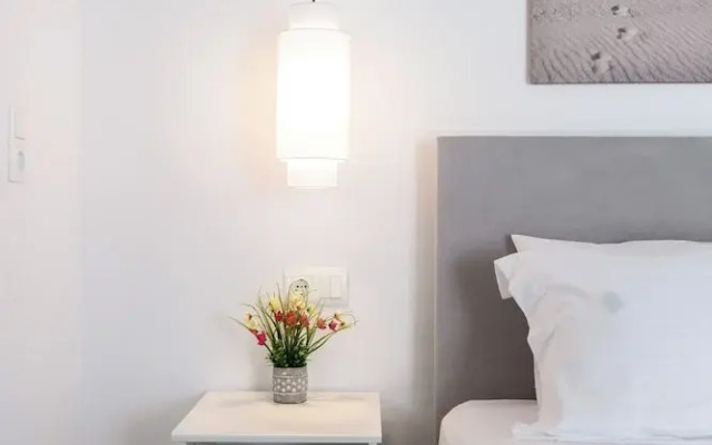 Eleven Keys Mykonos Suites