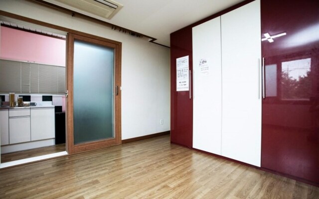 Gangneung Gyeongpo Woojeong Pension