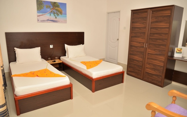 Moodhumaa Inn - photo 5