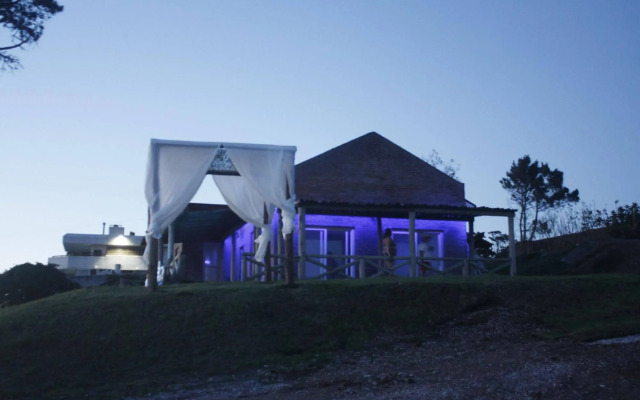 Mansa Beach Hostel