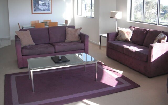 Meridian Alex Beach Apartments