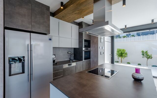 Luxury Villa Soleil