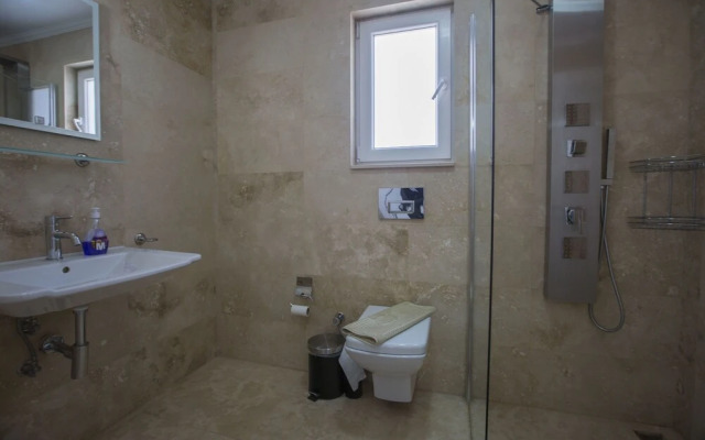 Villa Horizon by Akdenizvillam