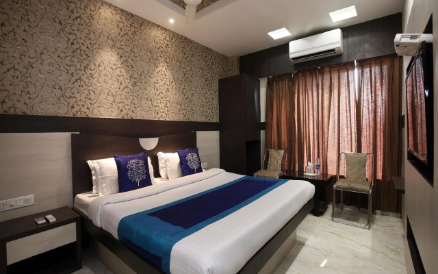 OYO 9816 Hotel Neelkanth