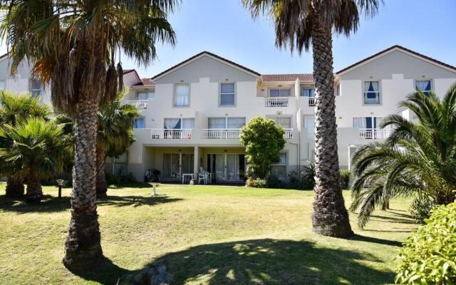 Sea and Mountain View Apartment