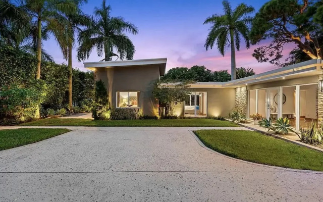 Wilton Manors Stunning Gated Oasis