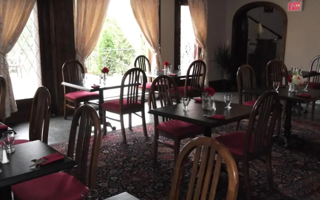 Pathsaala Inn & Restaurant