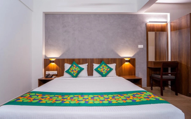 Treebo Petals Suites