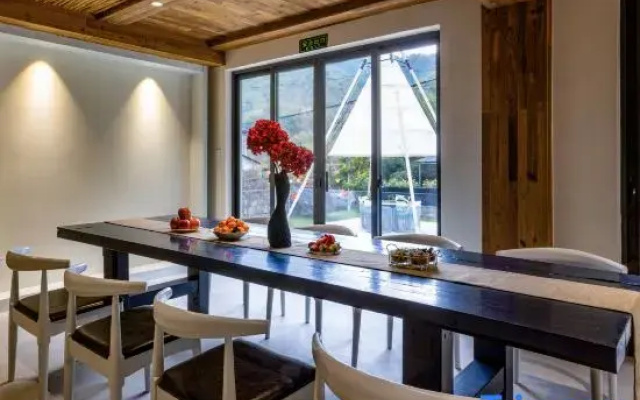 Anji Qimuxia Homestay (Yunshang Grassland Panda Tribe Adventure Store)