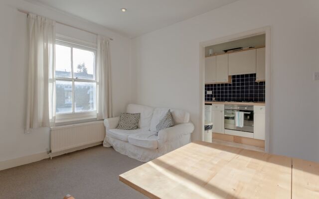 1 Bedroom Flat in Brixton
