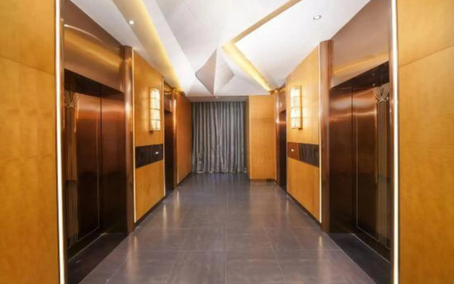 Vienna International Hotel (Nanjing Liuhe Fenghuangshan Subway Station Store)