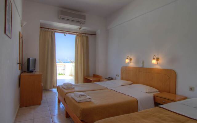 Adonis Hotel 2 (Crete)