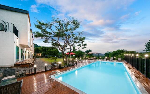 Gapyeong Haren Pool Villa