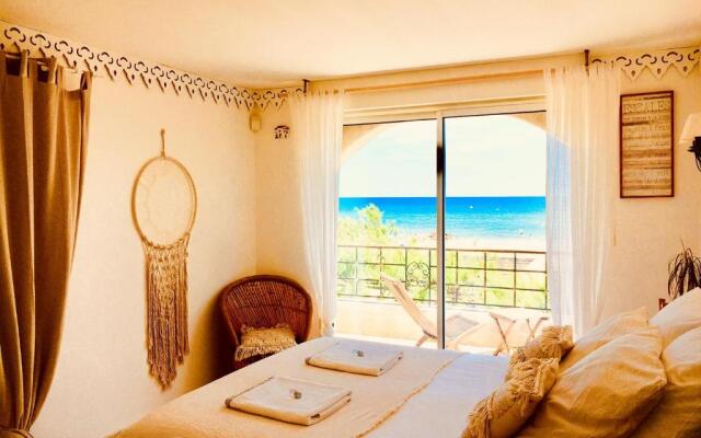 Mas Andalou Fabuleuse première ligne de mer, plage privative