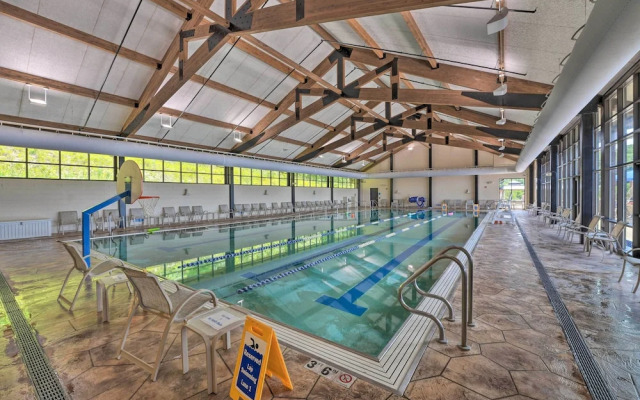 Updated Retreat w/ Golf Course & Wildlife Views!