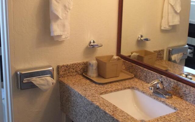 Best Western Desert Aire