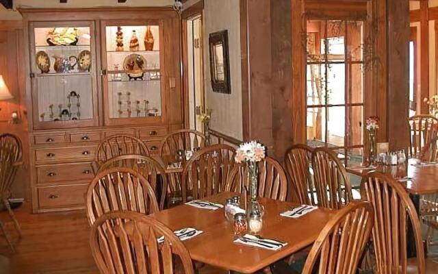 Cedar Crest Inn