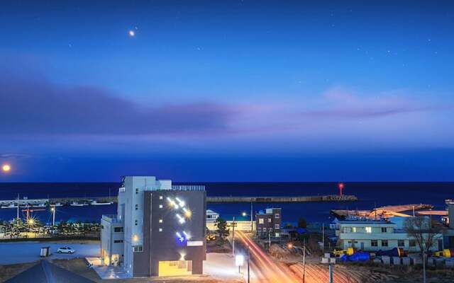 Pier 86 Spa And Pension