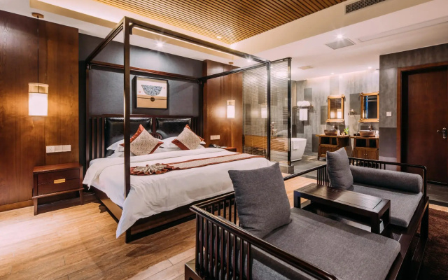 GreenTree Eastern Changzhou Liyang CityTianmu Lake Four Seasons Hotel
