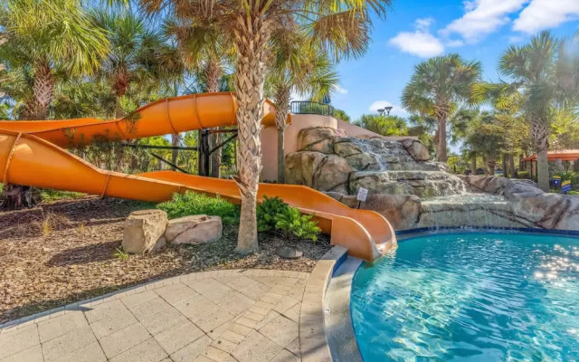 Themed Mickey Bedroom 4BR at Solterra